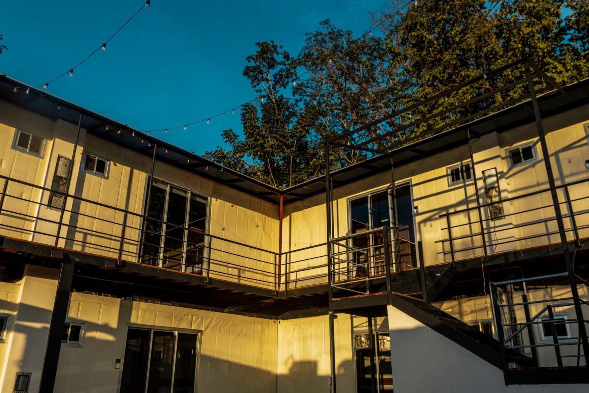 Emi'S Place Container Living ウビタ エクステリア 写真