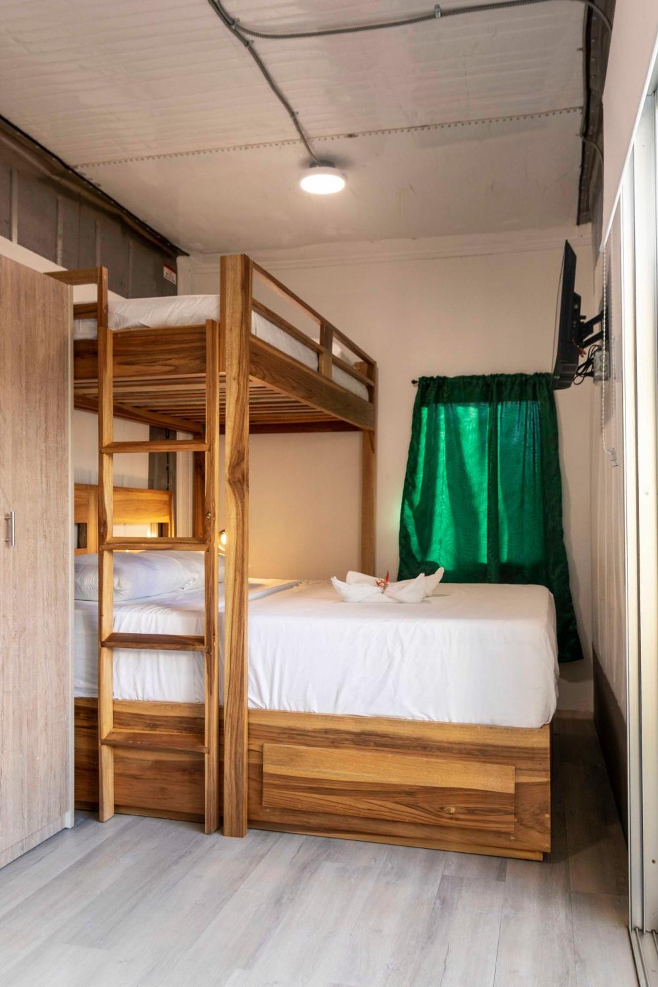 Emi'S Place Container Living ウビタ エクステリア 写真
